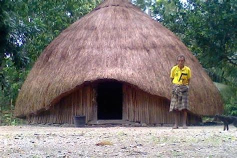 5 Jenis Rumah Adat NTT yang Unik, Bahkan Terkenal Hingga Mancanegara ...