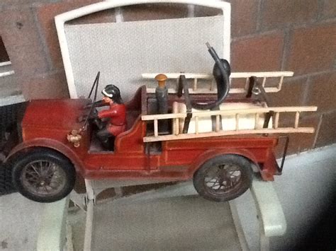 Vintage large wood and steel fire truck (1930's ?) | Collectors Weekly