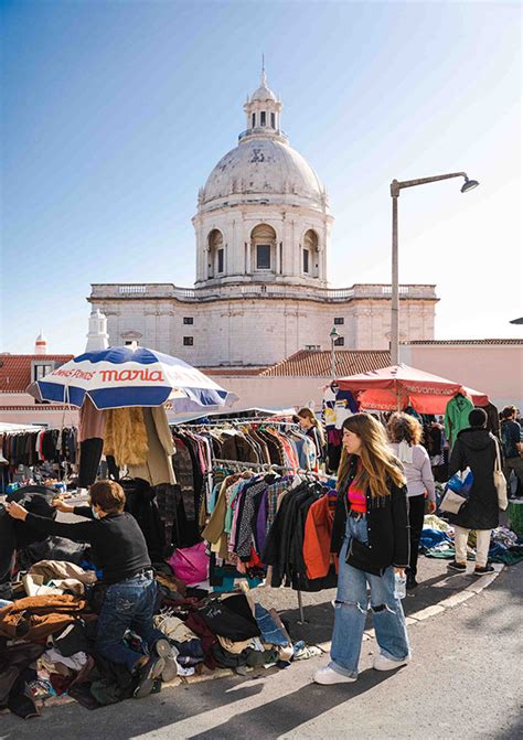 Local’s Guide to Feira da Ladra, Lisbon’s Famous Flea Market - Olá Daniela