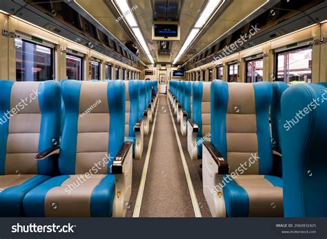 5,867 Kereta Api Indonesia Images, Stock Photos & Vectors | Shutterstock