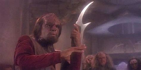 Star Trek: What Is The Worf Effect?