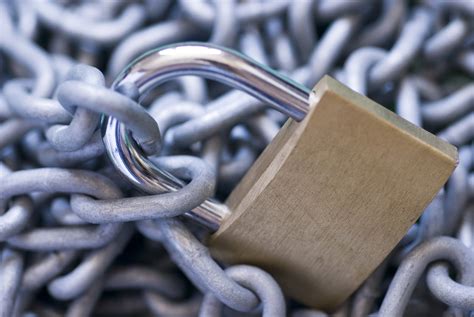 Lock and chain-4113 | Stockarch Free Stock Photos