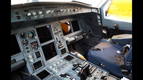 Airbus A330 300 Cockpit