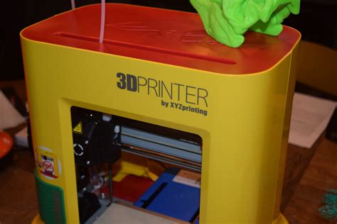 da Vinci Mini 3D Printer Costs Less Than $300 | Digital Trends