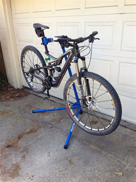 Review: Park Tool PCS-10 Home Mechanic Bicycle Repair Stand – Texas Cyclist