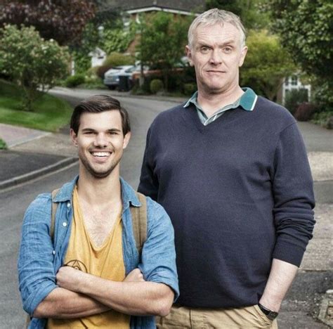 Taylor Lautner (Dale) and Greg Davies (Ken) ! In cuckoo, Such an ...