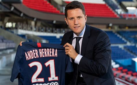 PSG’s Ander Herrera Says he didn’t get Love from Manchester United