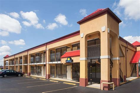 DAYS INN BY WYNDHAM SWEETWATER $78 ($̶1̶0̶9̶) - Updated 2022 Prices ...