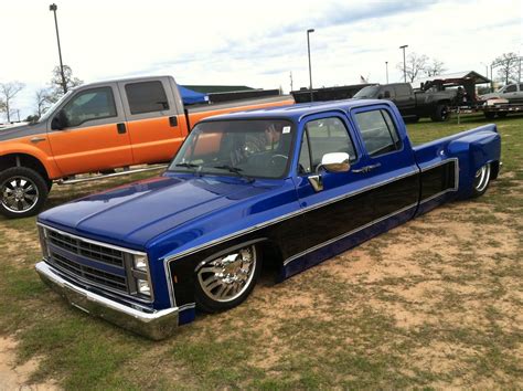 Air Bagged Chevy Dually