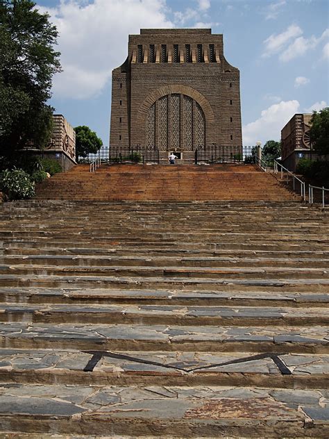 Stevenzo - Steven Adler's: Voortrekker Monument