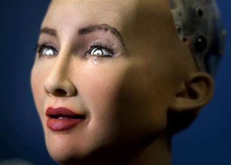 Saudi Arabia gives citizenship to humanoid robot named Sophia