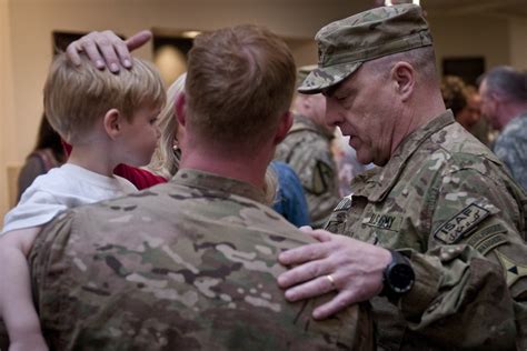 DVIDS - Images - Lt. Gen. Mark Milley celebrates being home with his soldiers [Image 14 of 18]