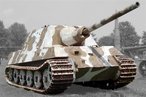 Nazi Germany's Jagdtiger Tank: Killing Machine or Big, Fat Mistake ...