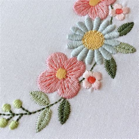 Machine Embroidery Design Modern Boho Flowers Border Curved - Etsy Australia