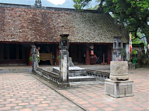 Lê Đại Hành temple | Vietnam. Ninh Binh Province. Hoa Lư, an… | Flickr