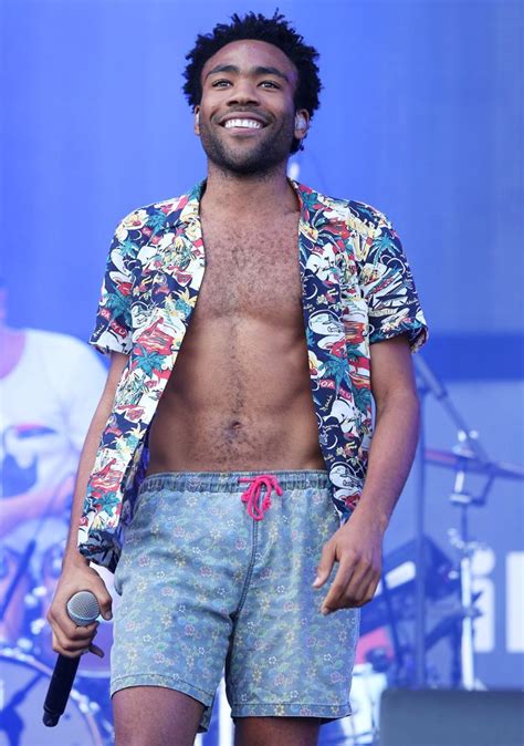 Donald Glover Picture 33 - iHeartRadio Music Festival 2014 - Day 2 ...