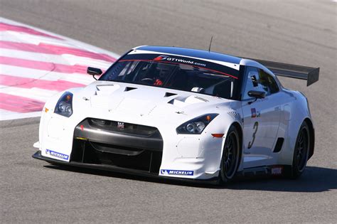 Nissan GT-R GT1 Race Cars Unveiled In Paris