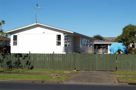 Property details for 270 Buckland Road, Mangere East, Auckland, 2024