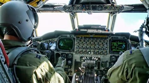 VIDEO: B-52 Cockpit Footage – Military Aviation Review