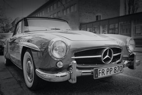 Grayscale Photography of Classic Mercedes Benz Car · Free Stock Photo