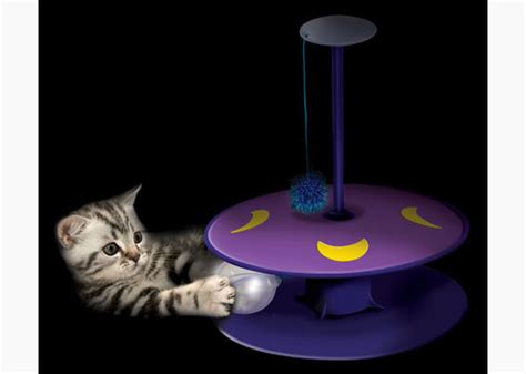 Interactive Cat Toys for Your Festive Feline