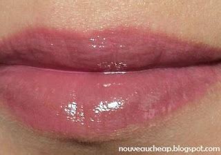 Review: Flower by Drew Barrymore Shine On Lip Gloss in Hibis-Kiss | Lip ...