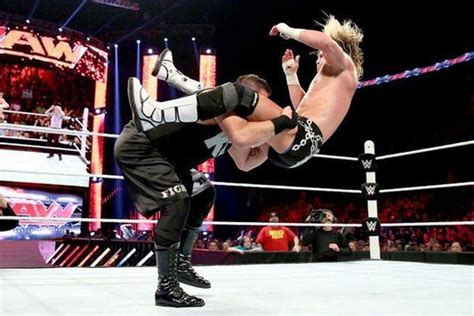 The 35 Best Wrestling Moves of All Time // ONE37pm