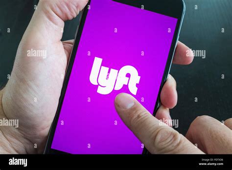 Lyft hi-res stock photography and images - Alamy