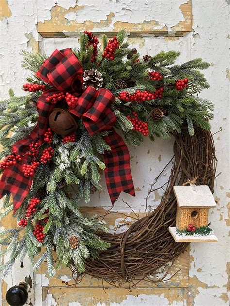 Elegant Rustic Christmas Wreaths Decoration Ideas To Celebrate Your ...