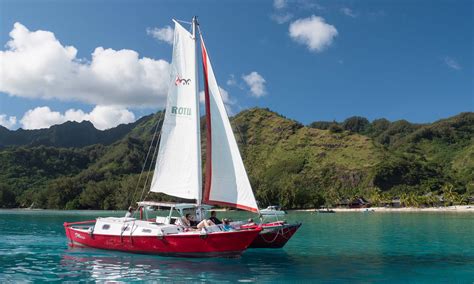 Half-Day Moorea Catamaran Cruise | Tahiti.com