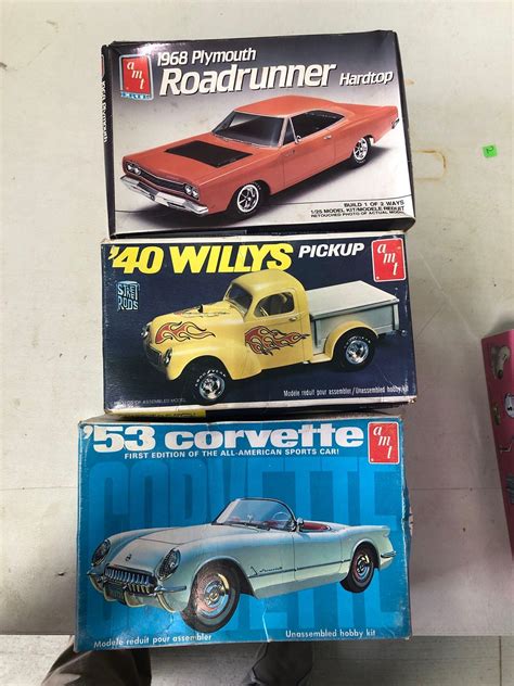 Amt model car kits. Corvette, Willys and | Proxibid