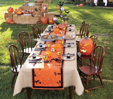 11 Awesome Outdoor Halloween Party Ideas - Awesome 11