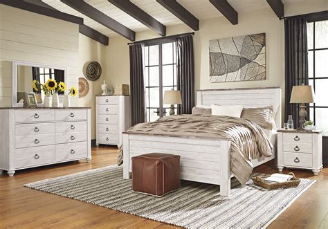 Willowton Whitewash Bedroom Set CLEARANCE SALE! | Marjen of Chicago | Chicago Discount Furniture