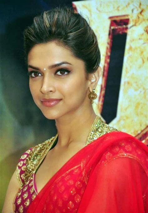 Deepika Padukone Hairstyles With Sarees - Style Inspiration!