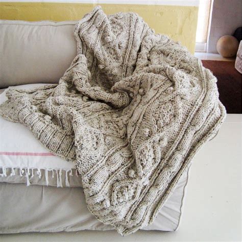 KNITTING PATTERN for Chunky Cable Knit Throw - Etsy | Knitted throws ...