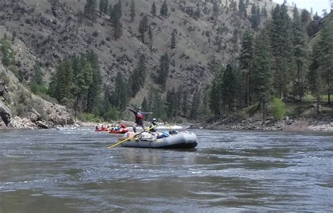 Salmon Family Rafting - Alumni