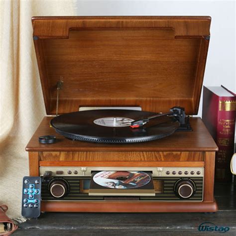 Classic Vintage Gramophone Vinyl Record Vintage CD Player Retro FM ...