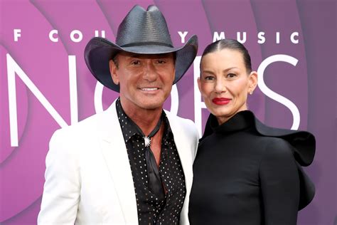 Tim McGraw's Heartfelt Birthday Message To Faith Hill: 'You Light Up My ...