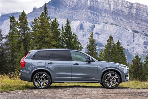 2020 Volvo XC90 is named Car of the Decade. Details here!
