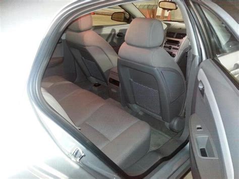 Interior detail used 2009 Chevy Malibu Hybrid | Chevy malibu hybrid ...