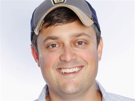 10 Comics to Watch: Nate Bargatze is Comedy Central's 'Magic' Man - Variety