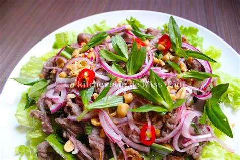 Bò tái chanh (recette vietnamienne de boeuf cru au citron) - La kitchenette de Miss TâmLa ...