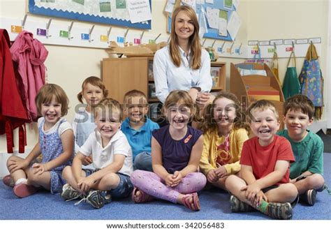 Portrait Elementary School Class Teacher Stock Photo 342056483 | Shutterstock