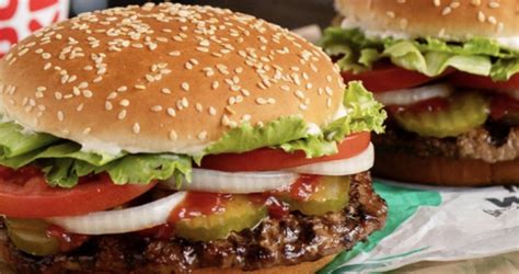 Burger King поощряет бразильских клиентов за социальное дистанцирование ...