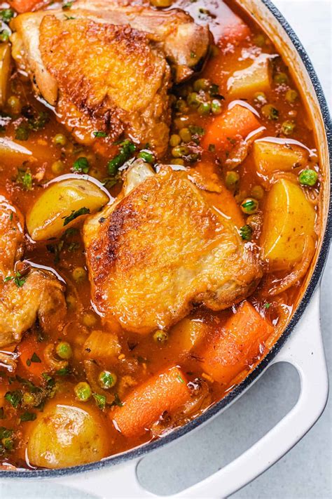 Easy Chicken Stew Recipe | Veronika's Kitchen