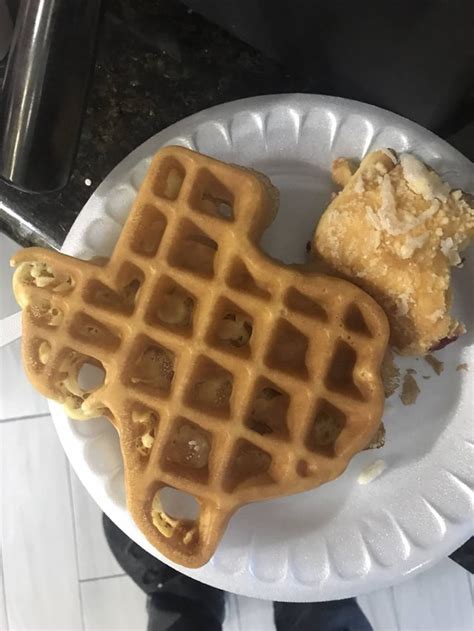 Waffle maker in Texas outputs Texas shaped waffles. : r/TexasShapedWaffles