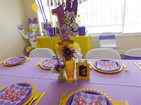 Daisy Duck Birthday Party Ideas | Photo 1 of 17 | Catch My Party