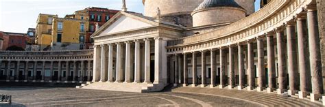 Piazza del Plebiscito - One of the main city squares in Naples