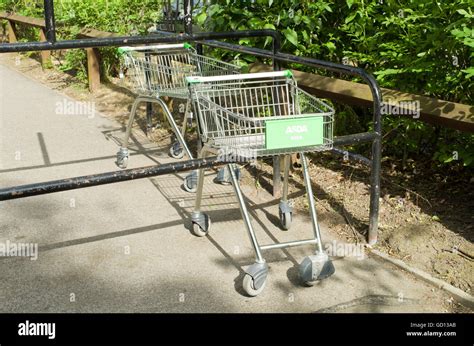 Asda shopping trolley hi-res stock photography and images - Alamy