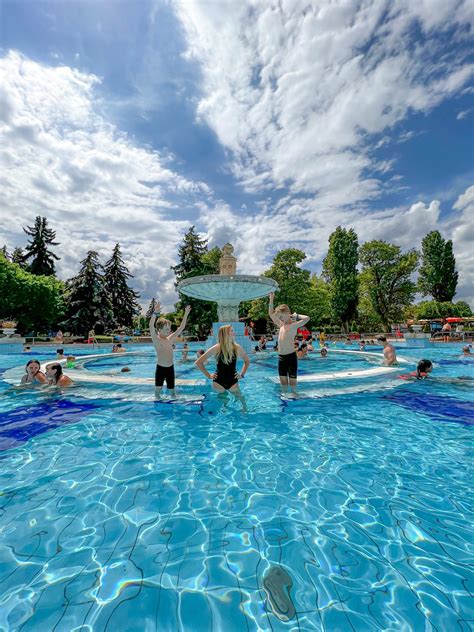 Budapest Thermal Baths With Kids: Palatinus Thermal Baths - 7 Wayfinders